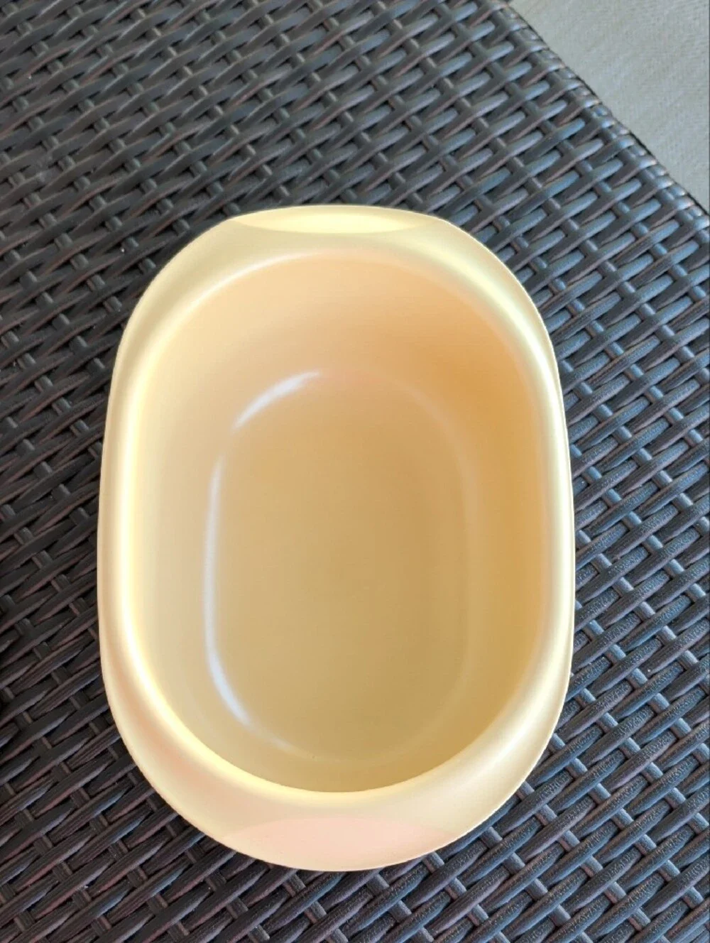 NWOT Tupperware OvenWorks 3 Quart Oval